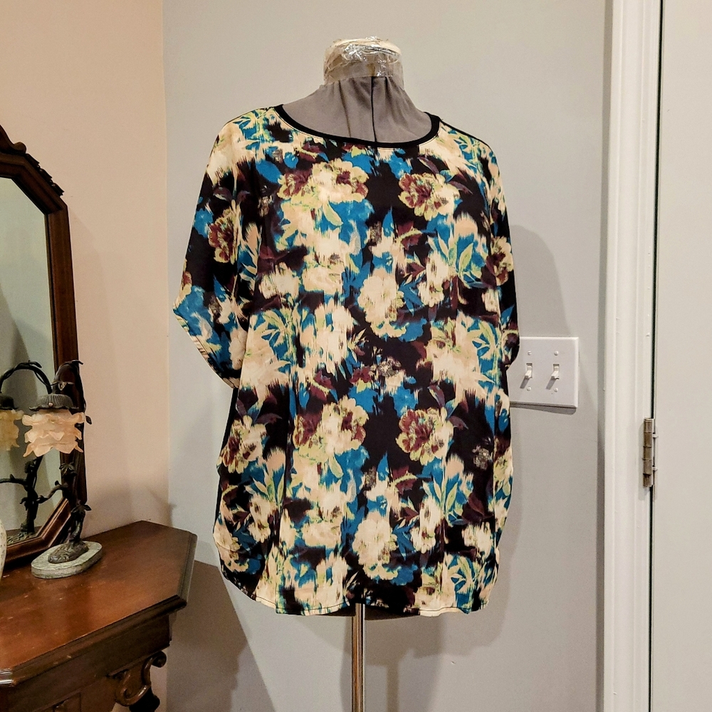 NWT 2X Rafaella Floral Blouse - Picture 8 of 8
